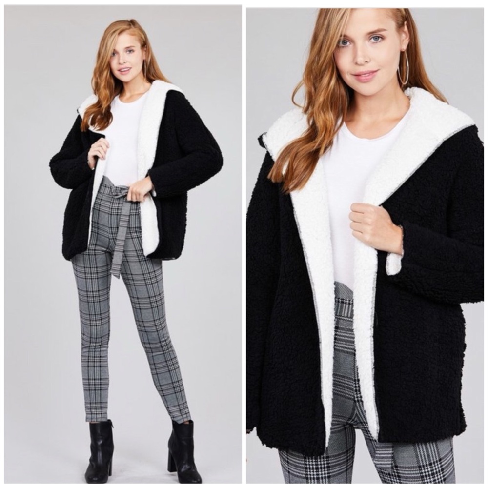 HP🎊CAMEL/IVORY FAUX FUR reversible- hoodie jacket - Picture 4 of 4